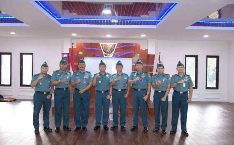  Komandan STTAL Pimpin Serah Terima Jabatan Dirbin Pascasarjana dan Dirbin Sarjana
