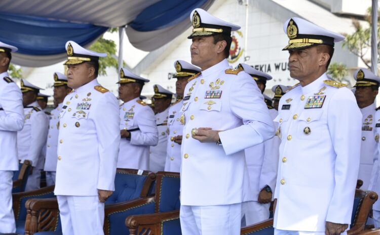  Komandan STTAL Hadiri Upacara Pelantikan Siswa Dikmaba TNI AL Angkatan 43 TA. 2023