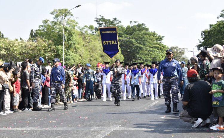  Prajurit Teknokrat STTAL ikuti Kirab Kota Dalam Rangka HUT TNI Angkatan Laut ke 78
