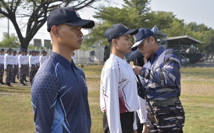  Upacara Pembukaan Pendidikan Dan Latihan Smart Leadership Mahasiswa PPNS Surabaya Tahun 2024, Secara Resmi Dibuka Oleh Komandan STTAL