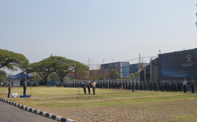  Upacara Bendera 17-an, Dirbin Pascasarjana STTAL Bacakan Amanat Panglima TNI