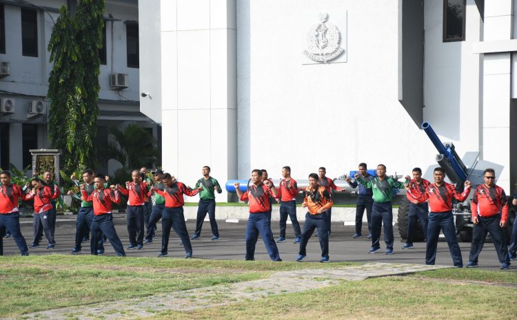  STTAL Gelar Olahraga Bersama Antap dan Mahasiswa