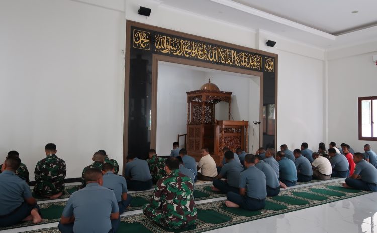  Civitas STTAL Gelar Doa Bersama Mengenang 4 Tahun Gugurnya Awak KRI Nanggala-402