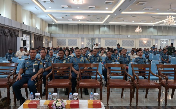  Personel STTAL Ikuti Ibadah Paskah Gabungan TNI AL Wilayah Surabaya Tahun 2025