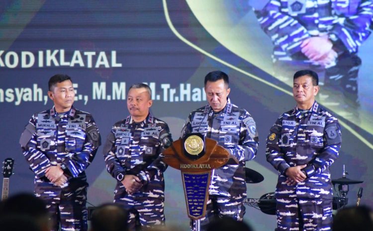  Komandan STTAL Didampingi Ketua CBS Jalasenastri STTAL Hadiri Tasyakuran Hardikal ke 79 Tahun 2025