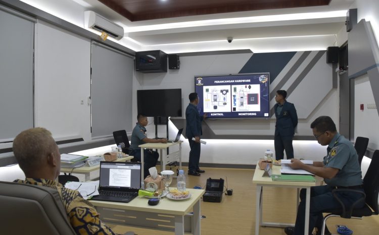 Mahasiswa D3 Teknik Elektro STTAL Laksanakan Ujian Tugas Akhir Tahun 2025