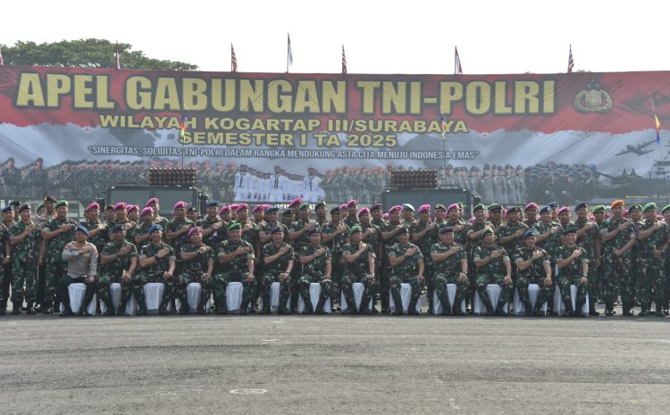  Dirbin Diploma STTAL Hadiri Apel Gabungan TNI-POLRI sewilayah Kogartap III/Surabaya TA 2025