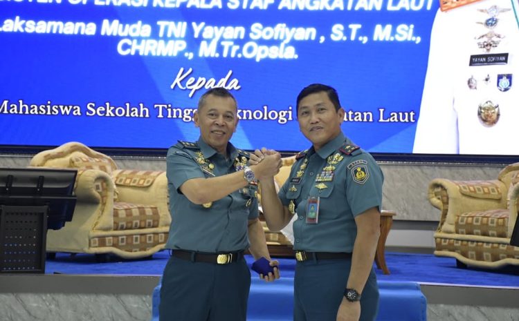  STTAL Gelar Kuliah Umum Oleh Asisten Operasi Kasal