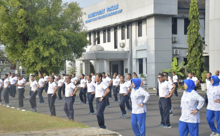  Mempererat Kebersamaan STTAL Gelar Olahraga Bersama dan Snack Party