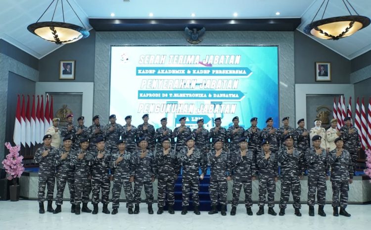  Komandan STTAL Pimpin Serah Terima Jabatan dan Pengukuhan Jabatan Pejabat Struktural STTAL